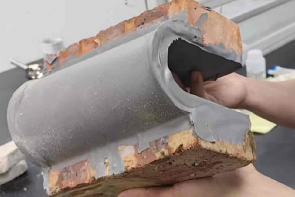 Polyurea waterproof crack repair